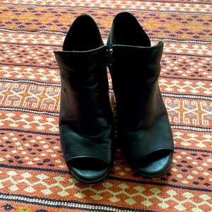 Timberland open-toe sandal booties